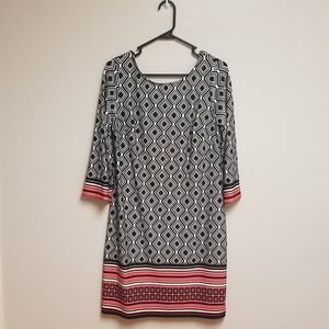 Geometric 3/4 Sleeve Dress